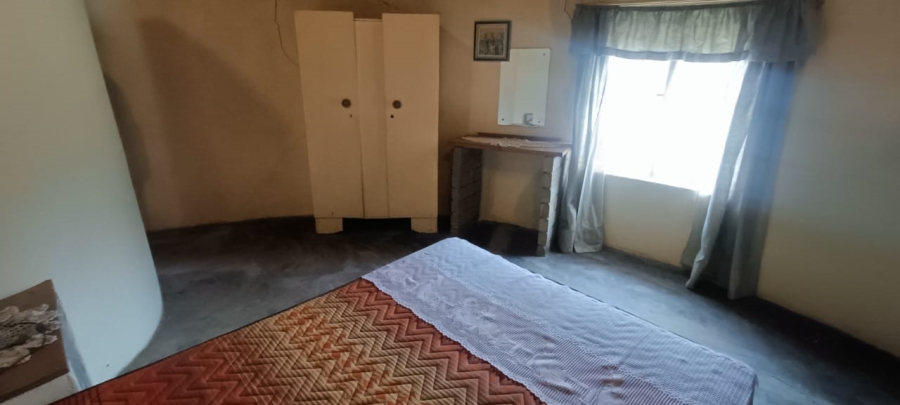 4 Bedroom Property for Sale in Theoville Gauteng