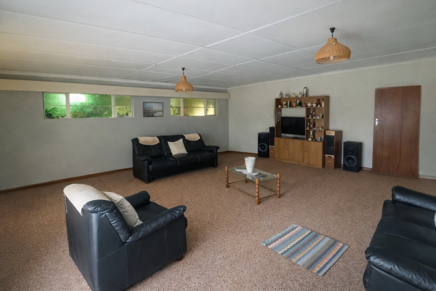 Commercial Property for Sale in Theoville Gauteng