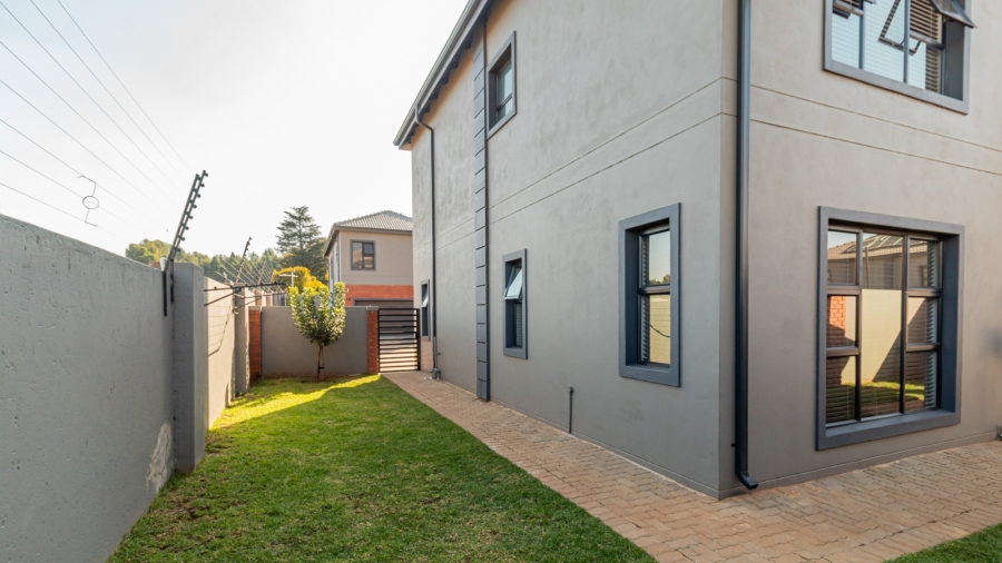 3 Bedroom Property for Sale in Raslouw Gauteng