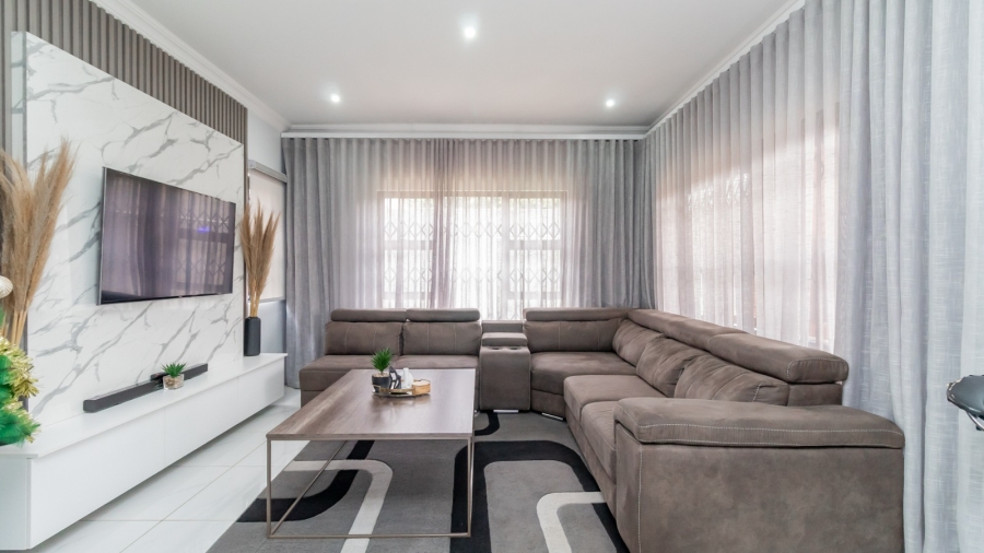 3 Bedroom Property for Sale in Raslouw Gauteng