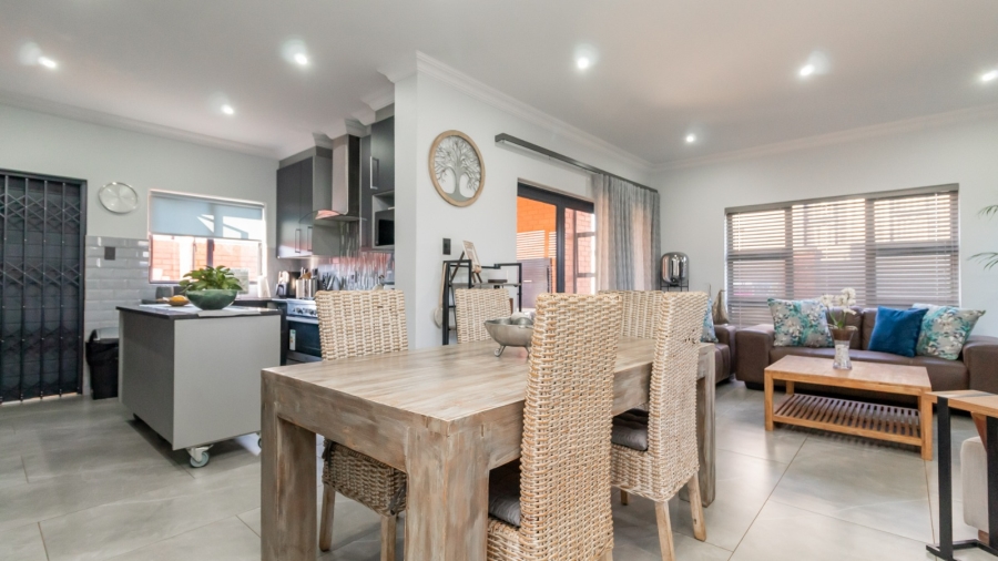 3 Bedroom Property for Sale in Raslouw Gauteng