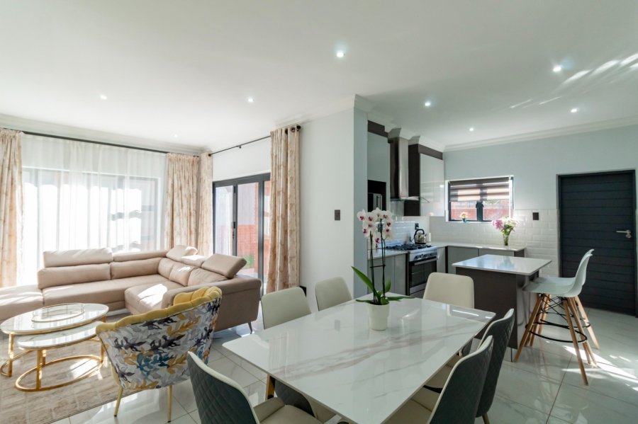 3 Bedroom Property for Sale in Raslouw Gauteng