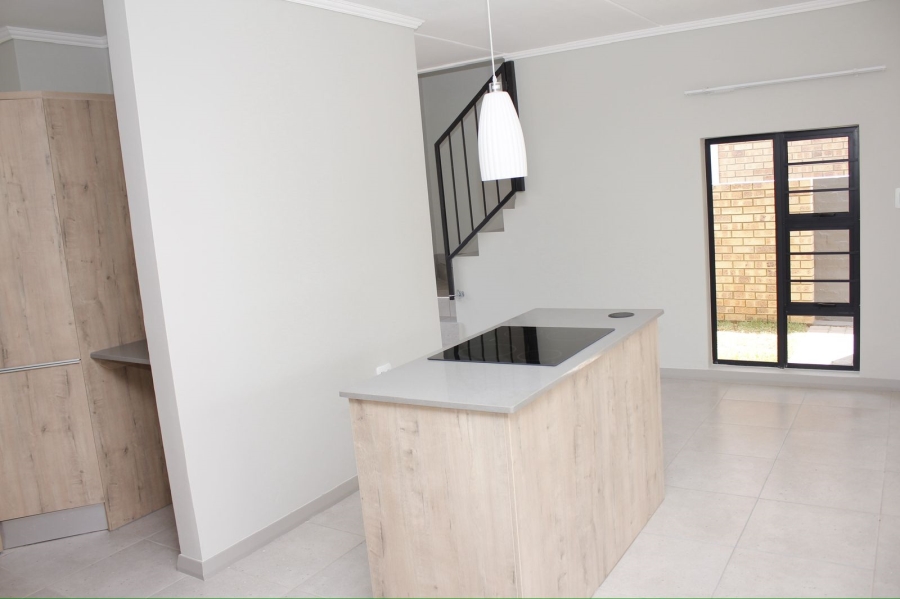 3 Bedroom Property for Sale in Amberfield Gauteng