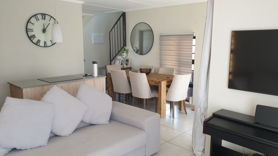 3 Bedroom Property for Sale in Amberfield Gauteng
