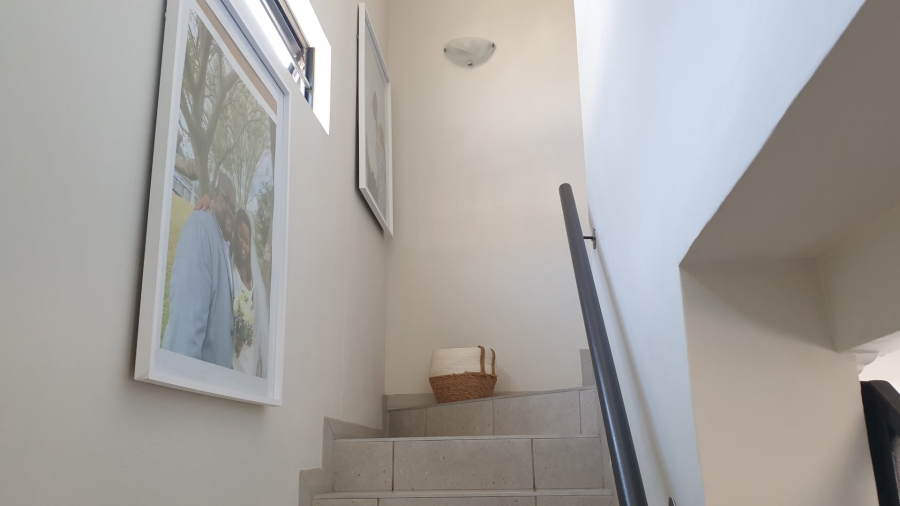 3 Bedroom Property for Sale in Amberfield Gauteng