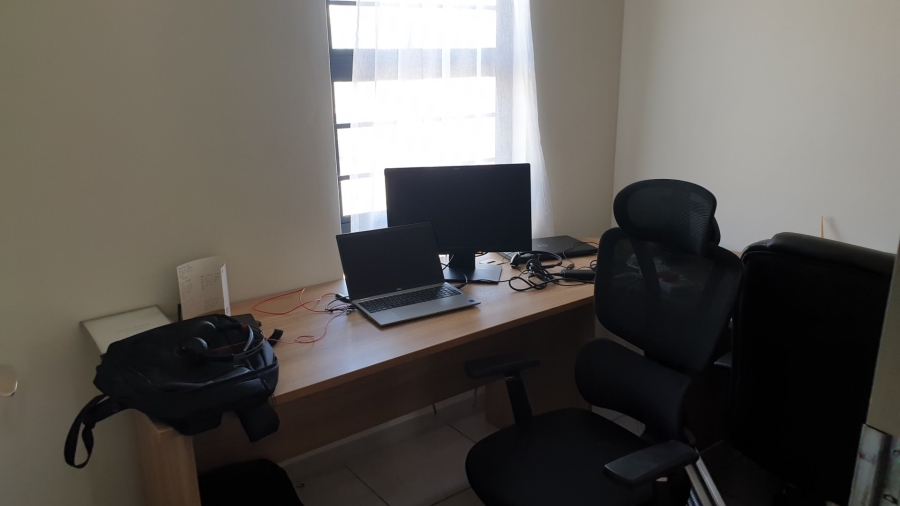 3 Bedroom Property for Sale in Amberfield Gauteng