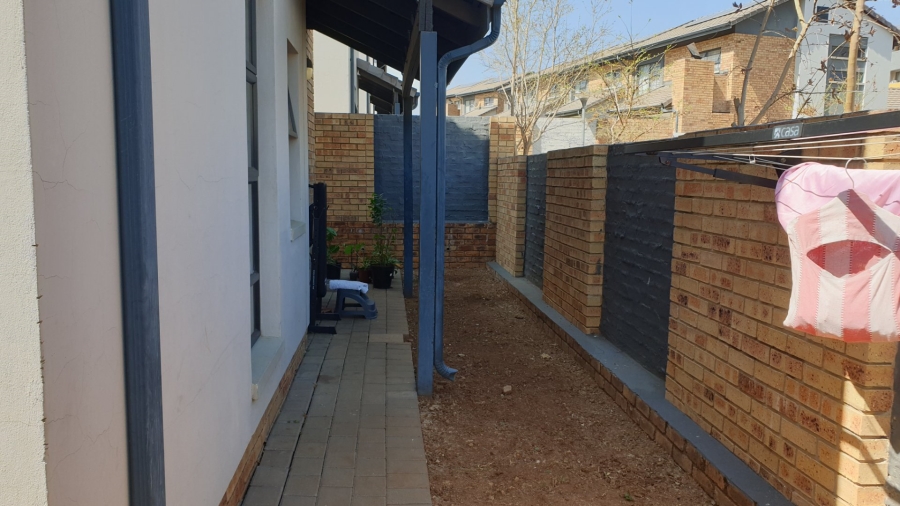 3 Bedroom Property for Sale in Amberfield Gauteng