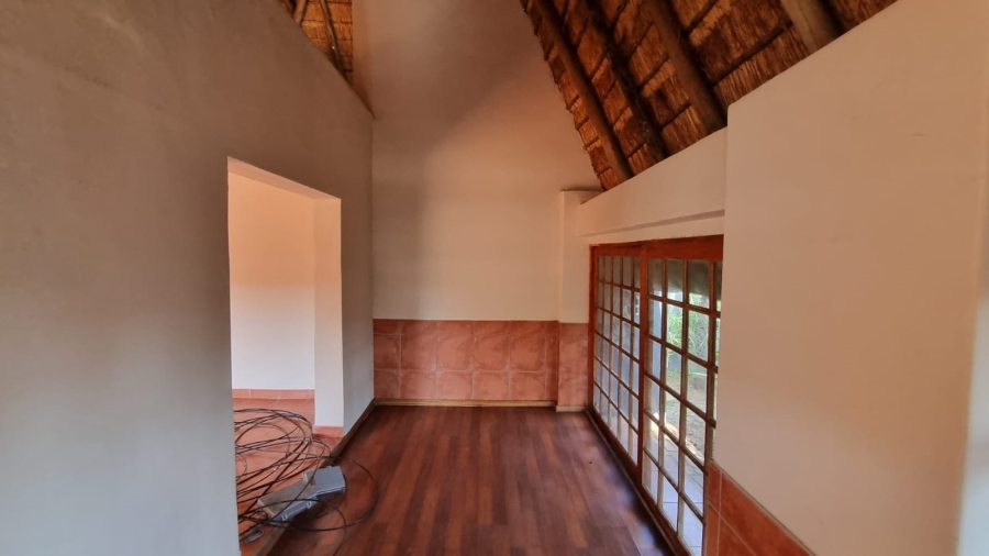 6 Bedroom Property for Sale in Rietfontein Gauteng