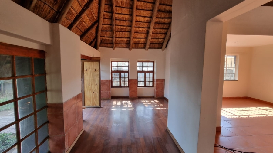 6 Bedroom Property for Sale in Rietfontein Gauteng