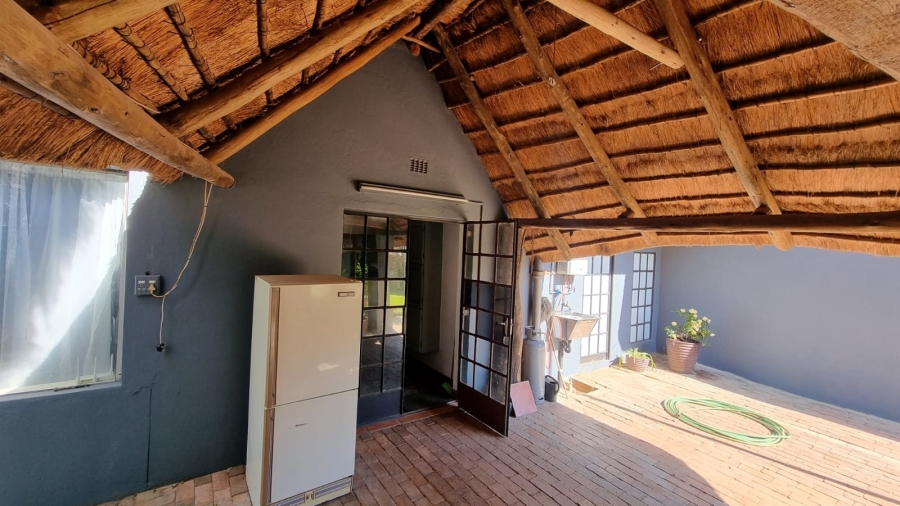 6 Bedroom Property for Sale in Rietfontein Gauteng