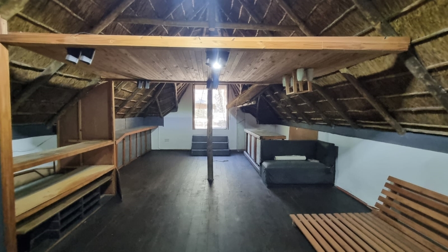 6 Bedroom Property for Sale in Rietfontein Gauteng
