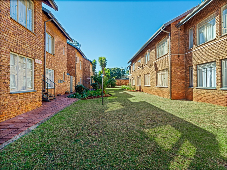 2 Bedroom Property for Sale in Clubview Gauteng