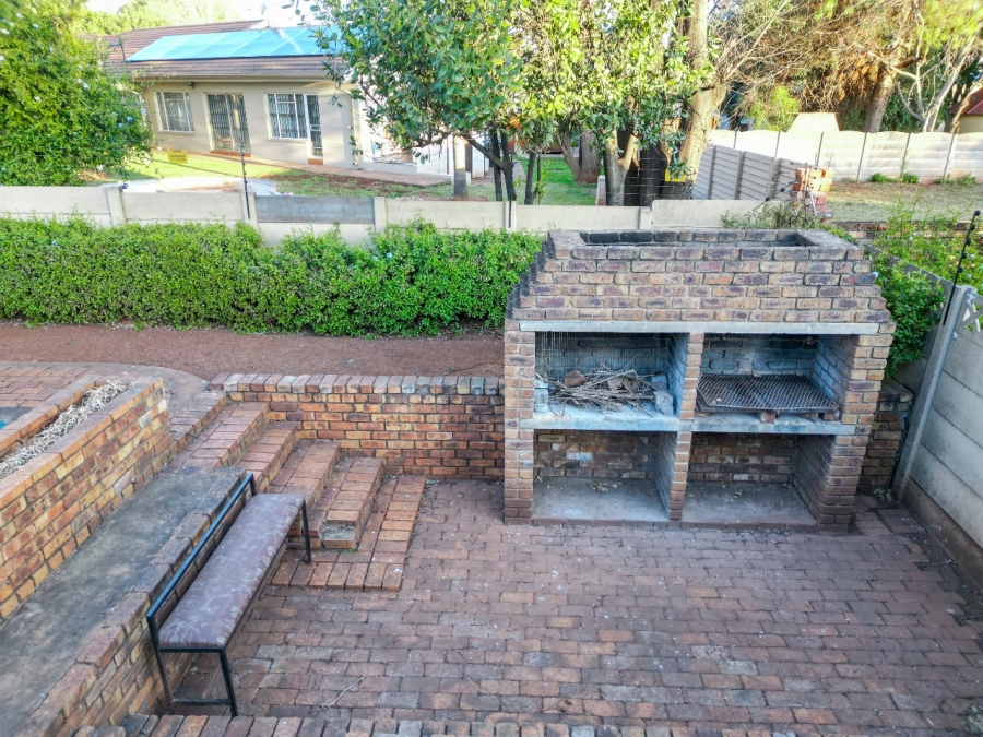 2 Bedroom Property for Sale in Clubview Gauteng