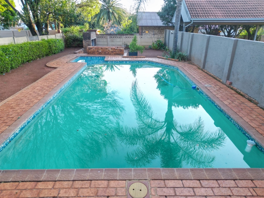 2 Bedroom Property for Sale in Clubview Gauteng