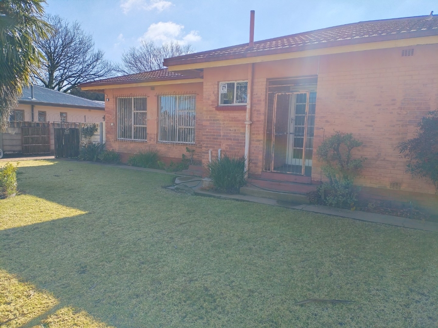 4 Bedroom Property for Sale in Selcourt Gauteng