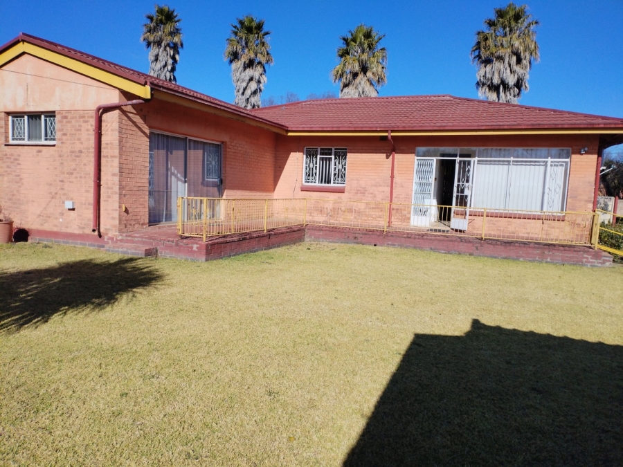 4 Bedroom Property for Sale in Selcourt Gauteng