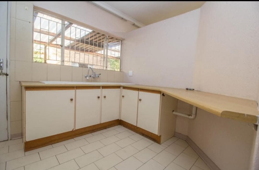 4 Bedroom Property for Sale in Eldoraigne Gauteng