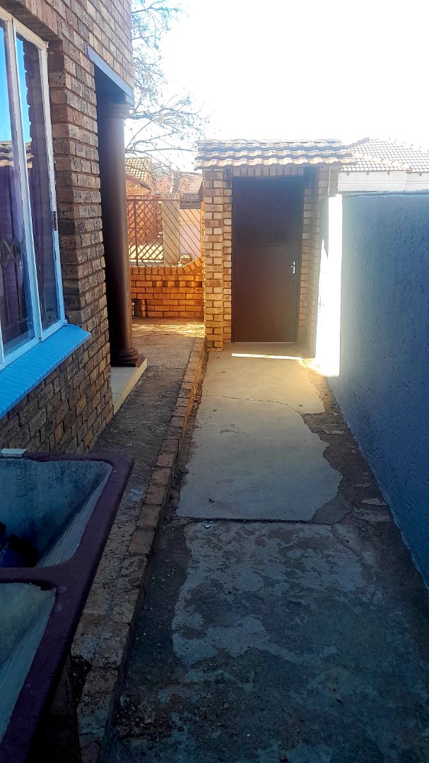 4 Bedroom Property for Sale in Danville Gauteng