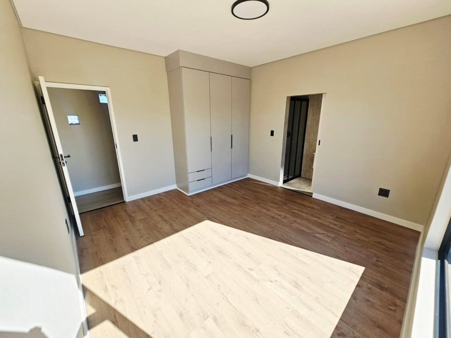 4 Bedroom Property for Sale in Midstream Estate Gauteng