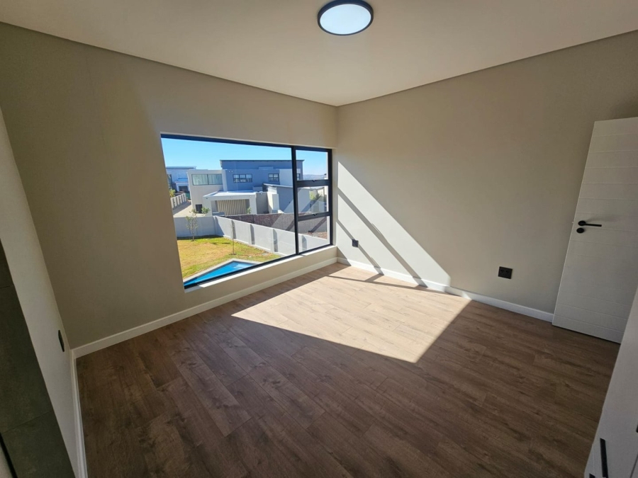 4 Bedroom Property for Sale in Midstream Estate Gauteng