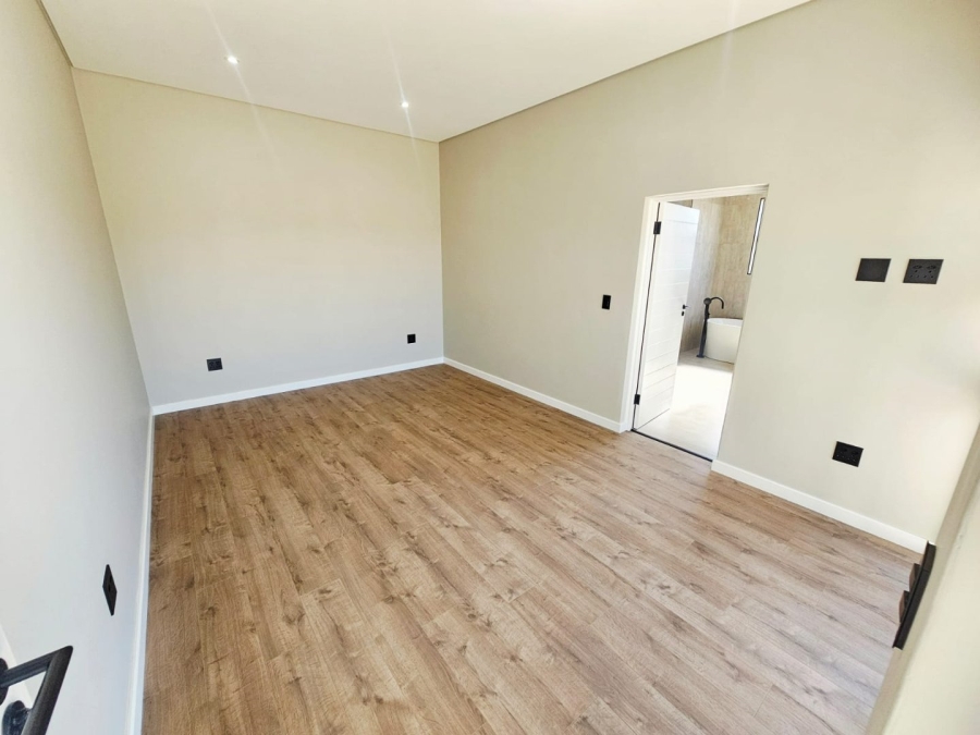 4 Bedroom Property for Sale in Midstream Estate Gauteng