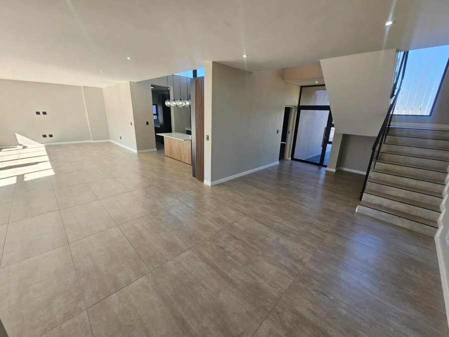 4 Bedroom Property for Sale in Midstream Estate Gauteng