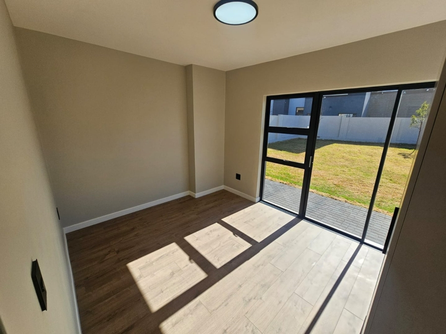 4 Bedroom Property for Sale in Midstream Estate Gauteng