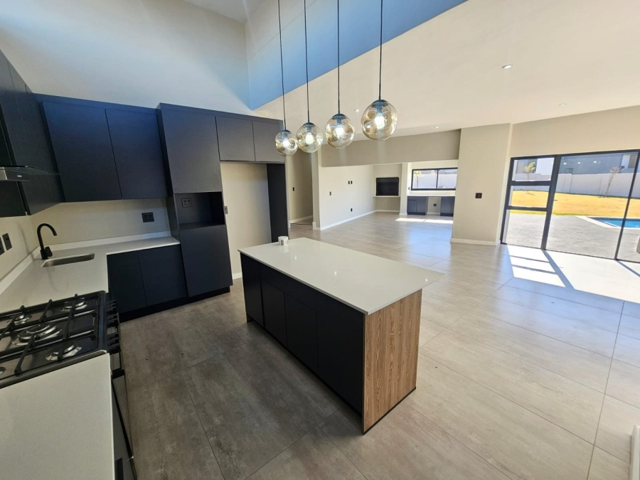 4 Bedroom Property for Sale in Midstream Estate Gauteng