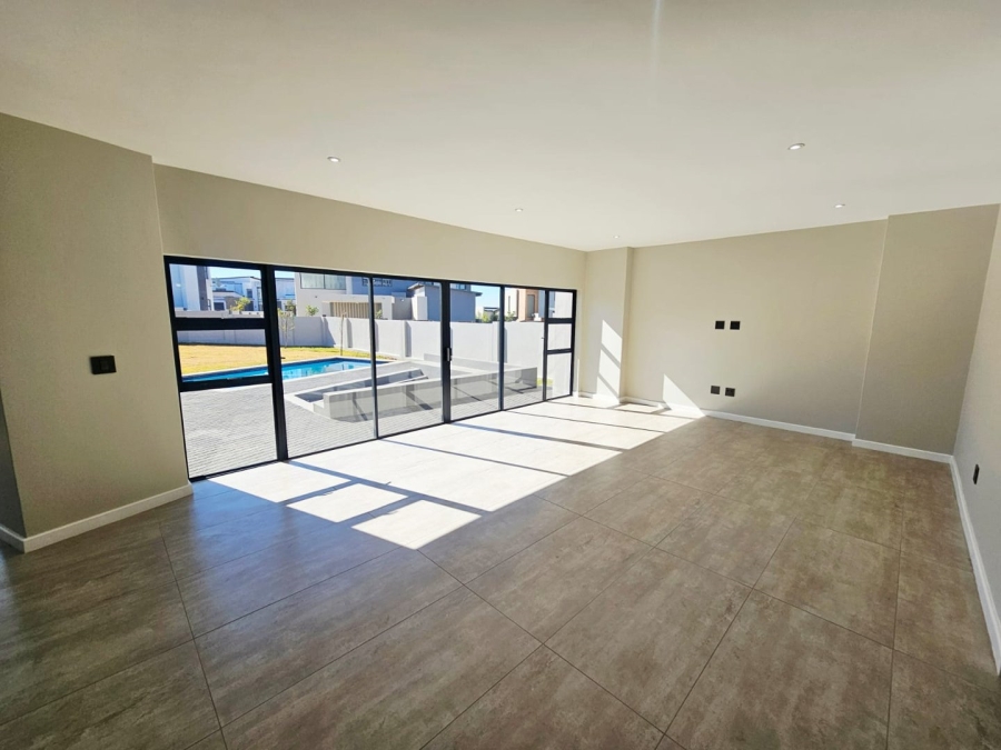 4 Bedroom Property for Sale in Midstream Estate Gauteng