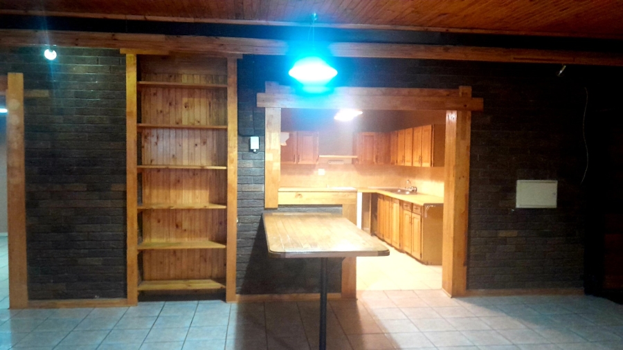3 Bedroom Property for Sale in Mountain View Gauteng