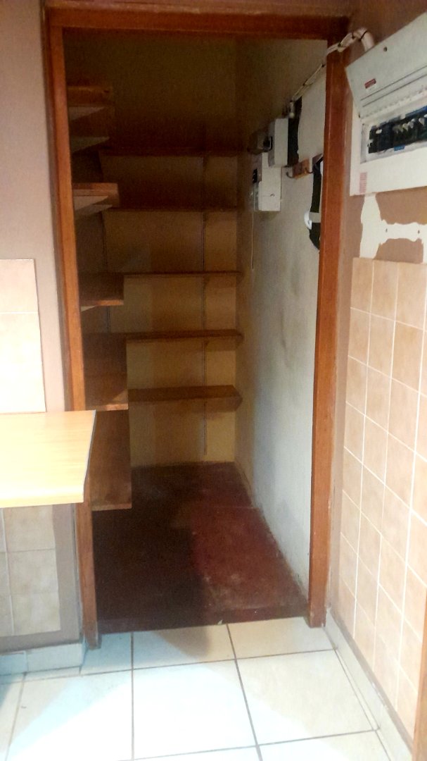3 Bedroom Property for Sale in Mountain View Gauteng