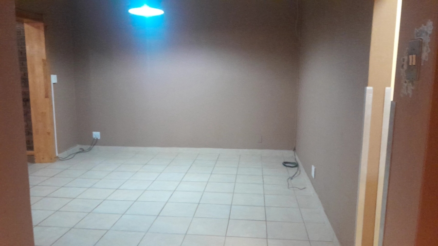 3 Bedroom Property for Sale in Mountain View Gauteng