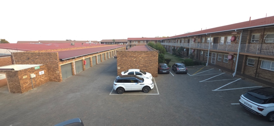 2 Bedroom Property for Sale in Albemarle Ext 1 Gauteng