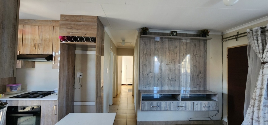 3 Bedroom Property for Sale in Sky City Gauteng