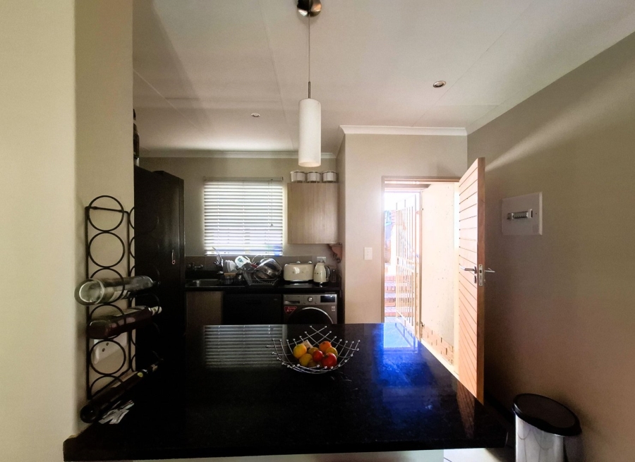 To Let 3 Bedroom Property for Rent in Mooikloof Ridge Gauteng