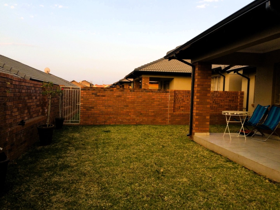 To Let 3 Bedroom Property for Rent in Mooikloof Ridge Gauteng