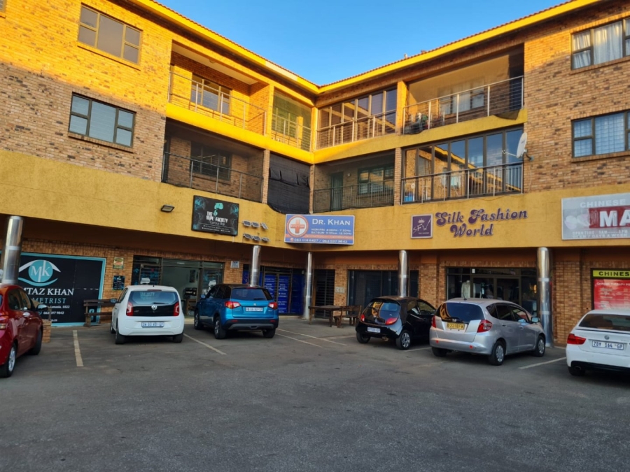 To Let 3 Bedroom Property for Rent in Lenasia Ext 1 Gauteng