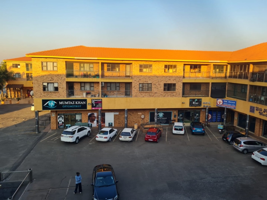 To Let 3 Bedroom Property for Rent in Lenasia Ext 1 Gauteng