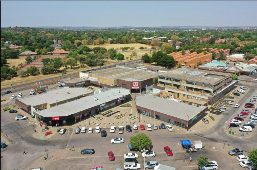 To Let commercial Property for Rent in Wierda Park Gauteng