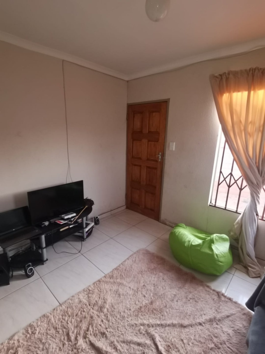 3 Bedroom Property for Sale in Glenway Estate Gauteng