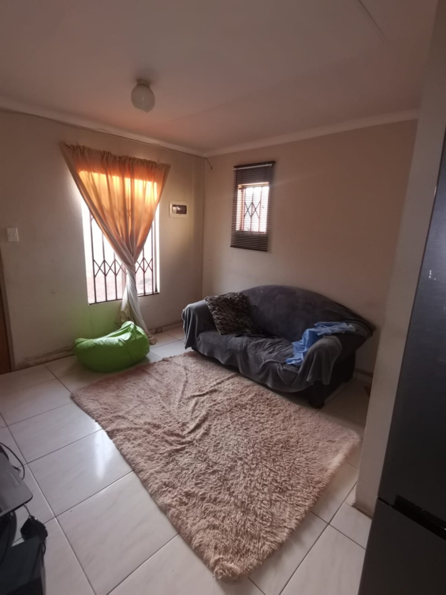 3 Bedroom Property for Sale in Glenway Estate Gauteng