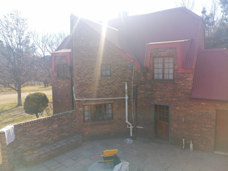4 Bedroom Property for Sale in Glen Austin Gauteng