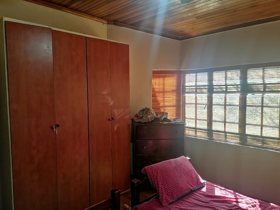 4 Bedroom Property for Sale in Glen Austin Gauteng