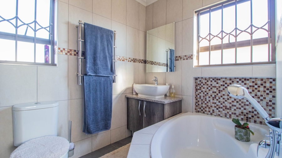 3 Bedroom Property for Sale in Pomona Gauteng