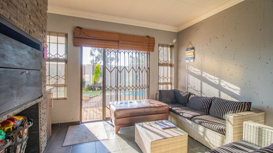 3 Bedroom Property for Sale in Pomona Gauteng