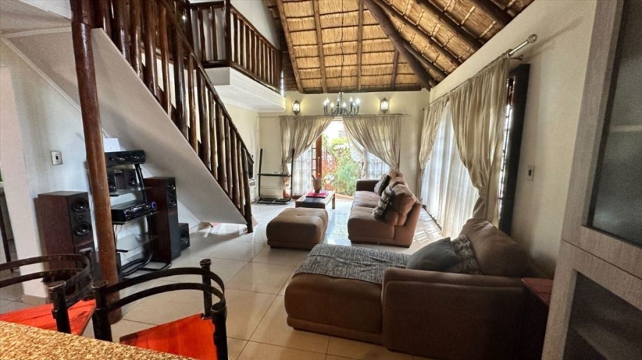 2 Bedroom Property for Sale in Klippoortjie Gauteng