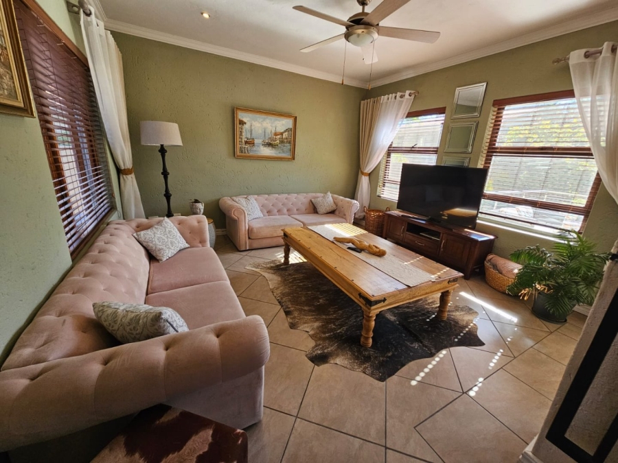 3 Bedroom Property for Sale in Willow Acres Gauteng