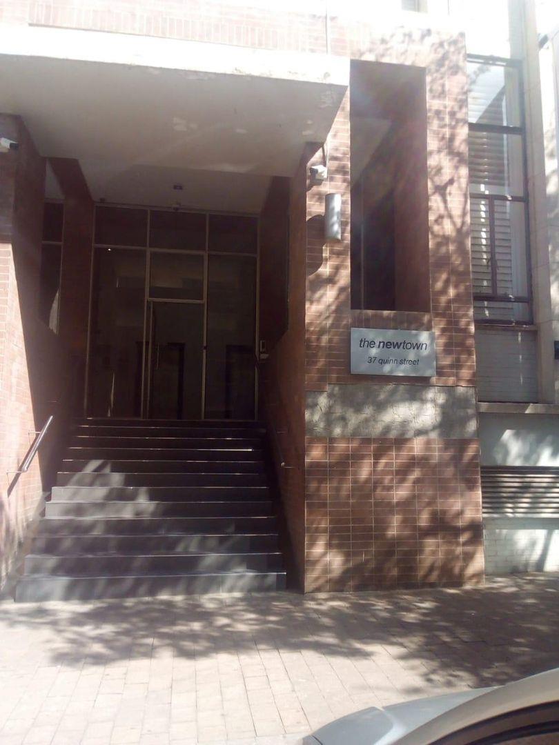 2 Bedroom Property for Sale in Newtown Gauteng