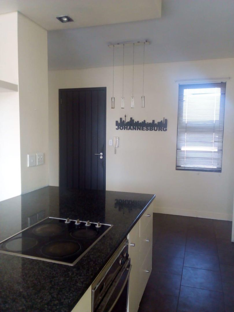 2 Bedroom Property for Sale in Newtown Gauteng