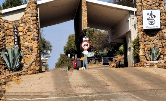  Bedroom Property for Sale in Vaaloewer Gauteng